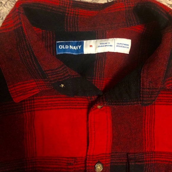 BNWT Old Navy Red Buffalo Plaid Button Up Medium Shirt - Picture 2 of 5